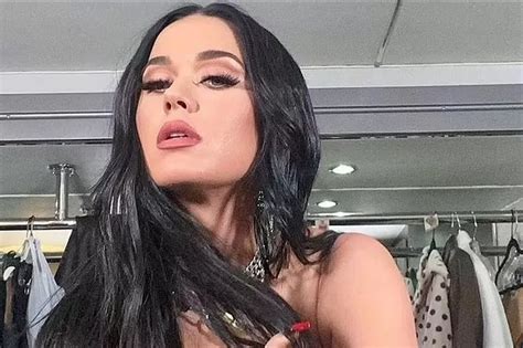 Katy Perry poses topless after sharing sweet birthday tribute to ...